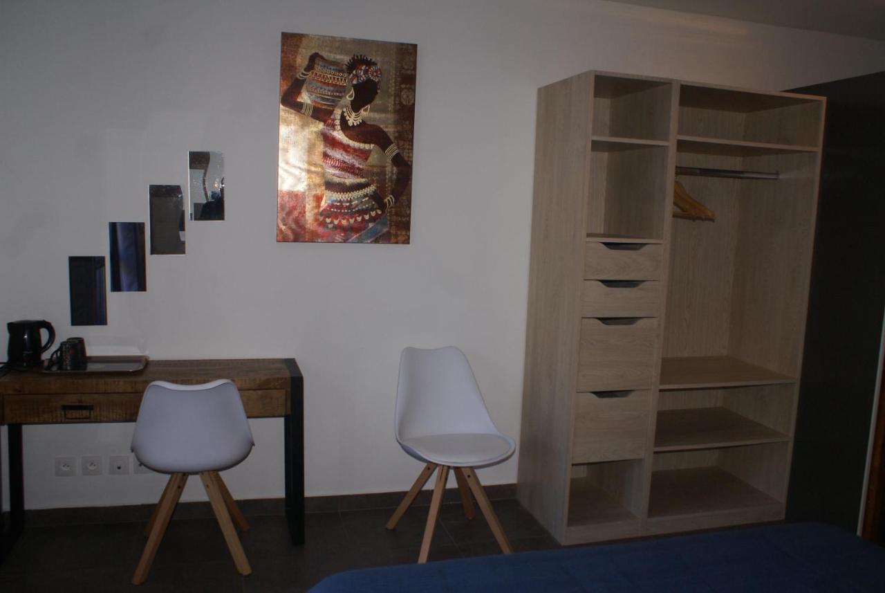 Chambre D'Hote Les Quatres Saisons Ла Плен де Кафр Екстериор снимка