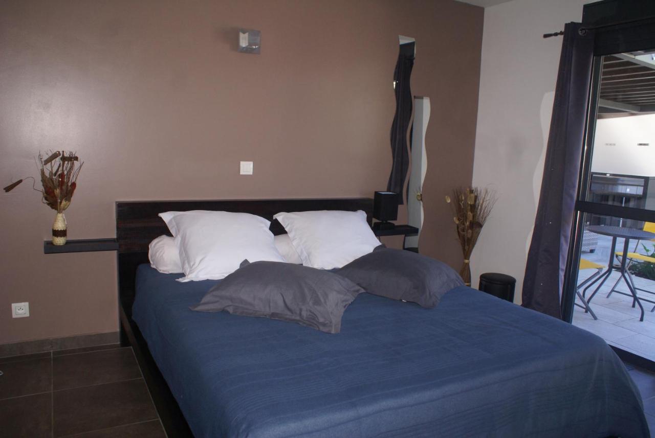 Chambre D'Hote Les Quatres Saisons Ла Плен де Кафр Екстериор снимка